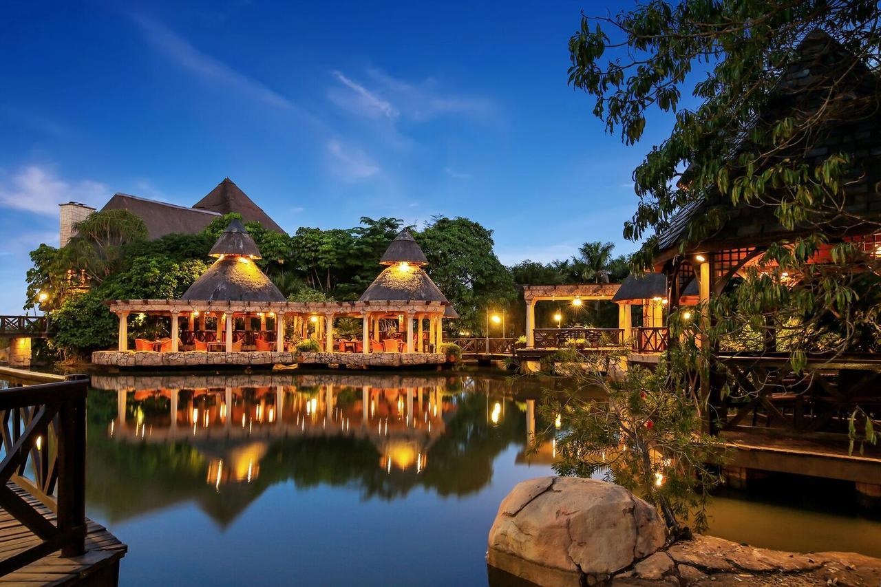 Summerfield Botanical Garden & Exclusive Resort Matsapha Exterior photo