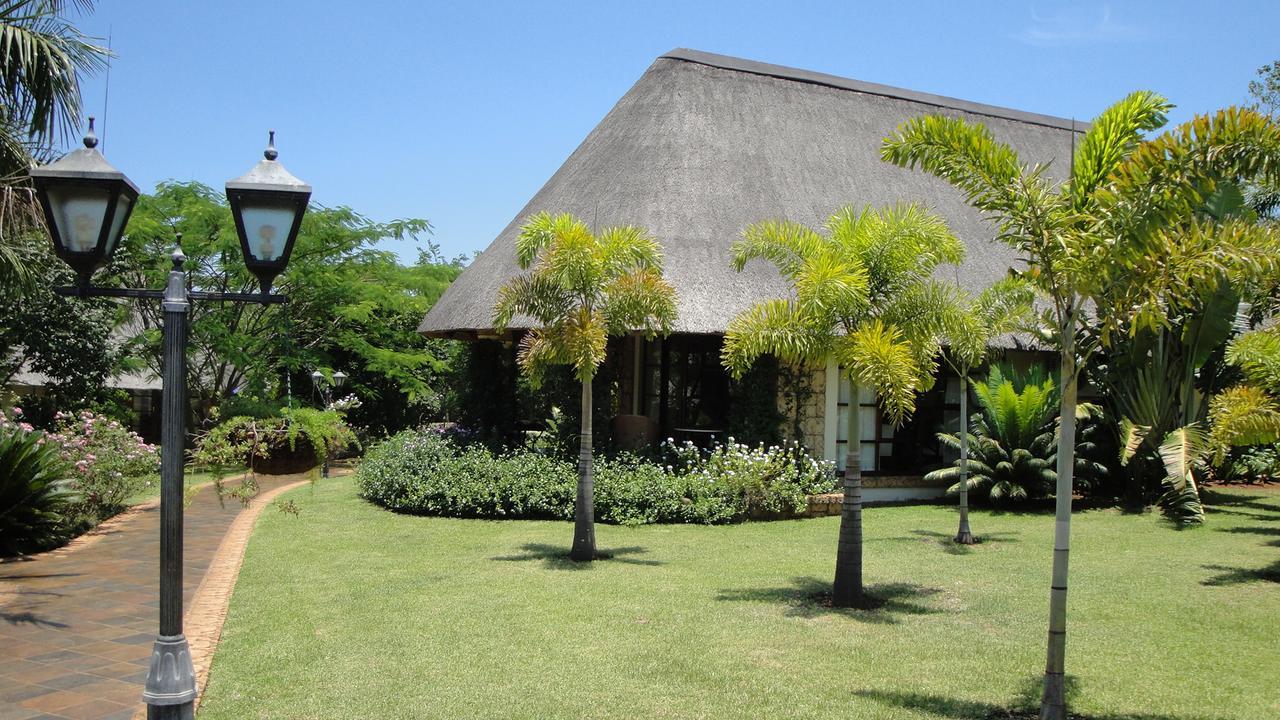 Summerfield Botanical Garden & Exclusive Resort Matsapha Exterior photo